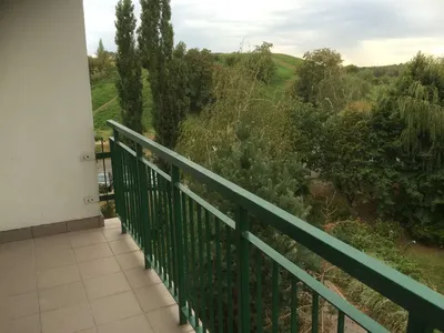 Ursynów blisko stacji Metro Natolin duży pokój z balkonem w mieszkaniu 3 pokojowym - miniatura 3