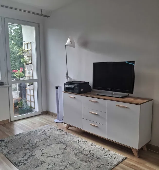 Wynajmę kawalerka na Woli Duchackiej - 1/8