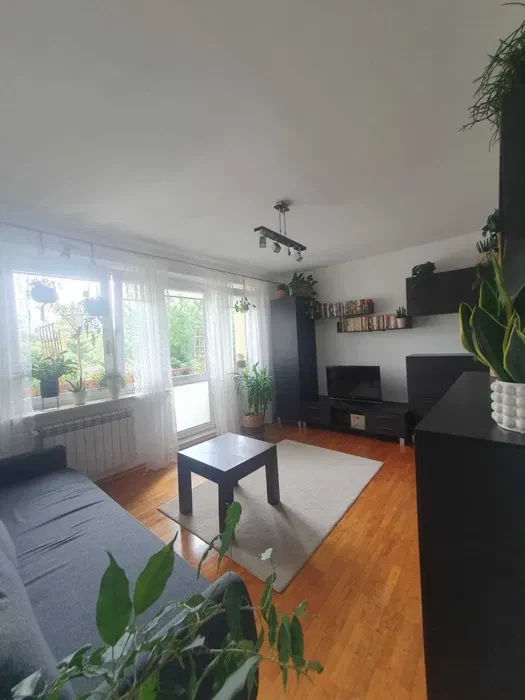 Do wynajęcia 2 pokoje, 42 m², blisko metra Stokłosy – Ursynów - 1/8