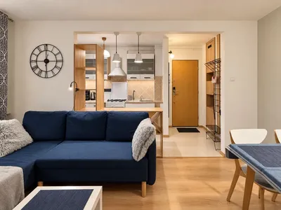 3 pokojowe | Złote Tarasy | Balkon | Parking | Metro Rondo ONZ i Świętokrzyska - miniatura 2