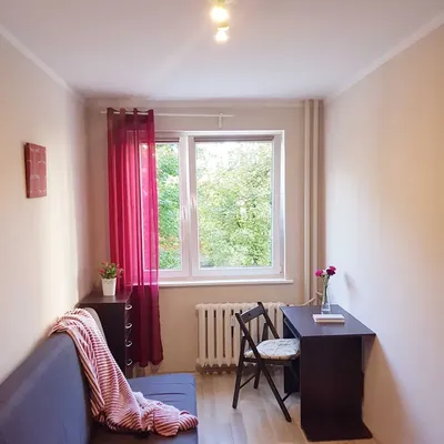 Duży pokój jednoosobowy w super lokalizacji - miniatura 2