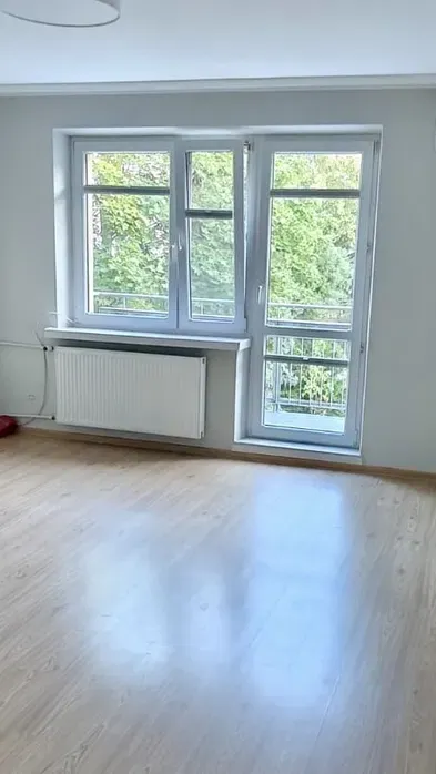 URSYNÓW blisko SGGW -46 m2 , balkon 2 pok.po generalnym remoncie , wolne , bardzo ładne