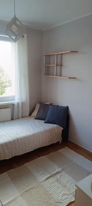 Pokój dla studentów - miniatura 2