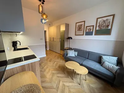 Nowoczesna kawalerka do wynajęcia – Gdynia, ul. Świętojańska 13 - miniatura 2