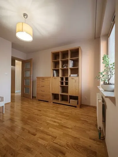Mieszkanie do wynajęcia, 50m2, Mydlniki