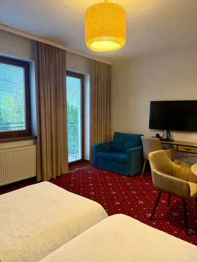 Wynajem 35 m², wyposażone, z aneksem i pralką - Wzgórze Św. Maksymiliana - miniatura 5