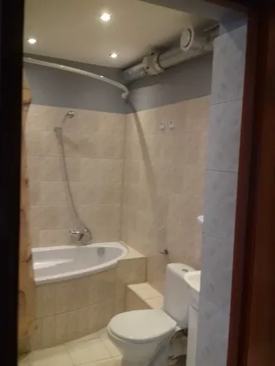 Łódź ul. Kwietniowa - miejsca noclegowe, tanie zakwaterowanie - miniatura 2