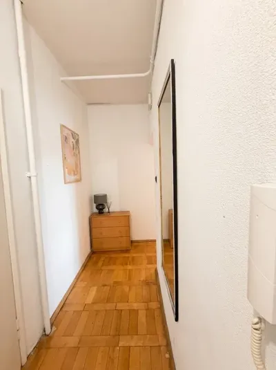 Mieszkanie DOSTEPNE OD ZARAZ 40 m2 gdynia środmieście centrum kawalerka - miniatura 3