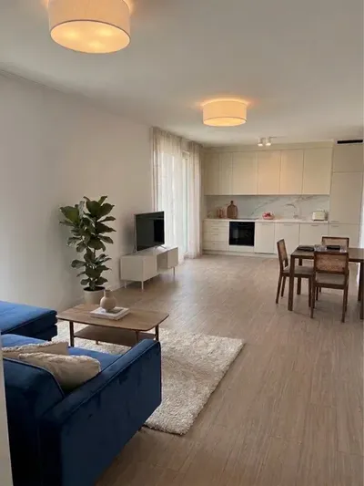 Nowe | 2 pokoje | Duży taras i balkon | Metro M2 | WAT w pobliżu