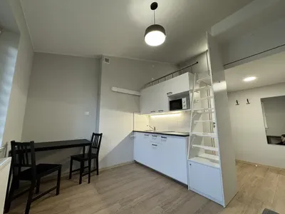 Bezpośrednio, świeża kawalerka, 15 minut do centrum, 10 minut do metra - miniatura 4