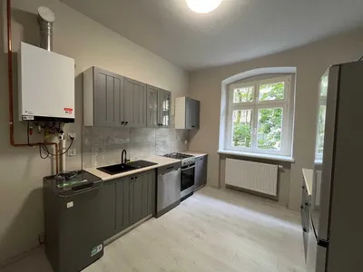Poznań Łazarz ładne po remoncie z balkonem, pierwsze piętro wolne od zaraz - miniatura 5