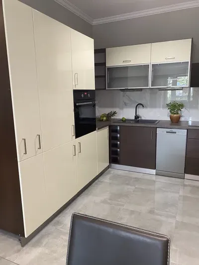 Konfortowy apartament 50 m2z tarasem bez czynszu - miniatura 2