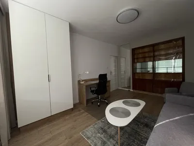 Pokój w centrum miasta - miniatura 2