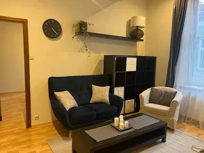 2 pokoje, 37m2, Stare Miasto/Karmelicka, kamienica, od właściciela - miniatura 2