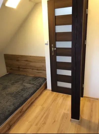 Do wynajęcia 2 pokojowe nowoczesne mieszkanie 34m2, ul.Snopkowa (Wojszyce) ogród, piwnica, rowerownia, parking - miniatura 4