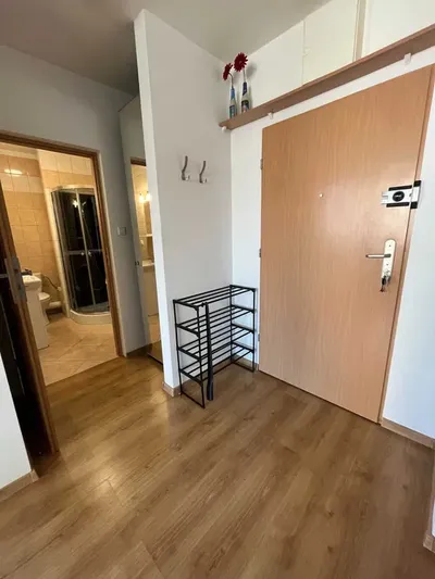 Słoneczna kawalerka 35 m2 na Gocławiu - miniatura 5