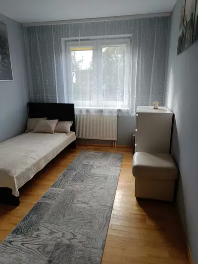 Do wynajęcia bezpośrednio od właściciela zadbane, funkcjonalne 2-pokojowe mieszkanie - miniatura 3