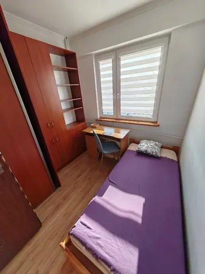 Mieszkanie 4-pokojowe do wynajęcia – Rzeszów, al. Rejtana 22 | blisko UR i PRz - miniatura 3