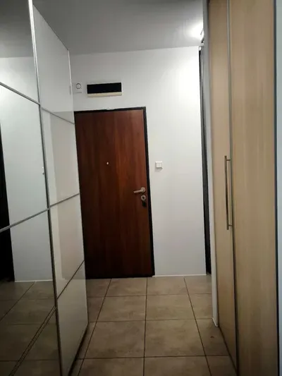 Dwupokojowe mieszkanie na parterze przy Chełmskiej 9, parking w cenie - miniatura 5