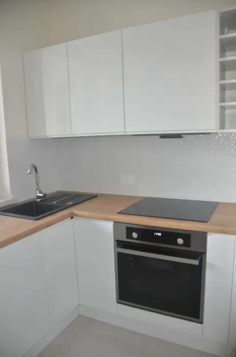 Wynajmę 2-pokojowe mieszkanie na OSIEDLU SASKA - 1/8