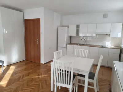 Wynajmę 2-pokojowe mieszkanie, ul. Łozowa - miniatura 2