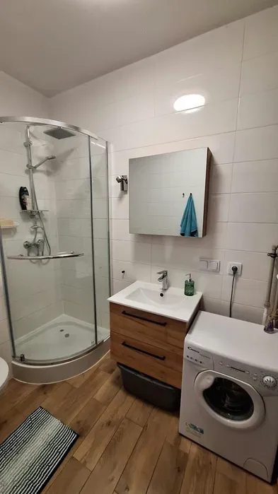 Mieszkanie 4 pokoje 80m2 na wynajem - miniatura 3