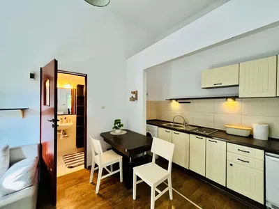 Ciche, 2 pokojowe mieszkanie I 30 m² plus balkon | Piłsudskiego | Centrum Krakowa - miniatura 3