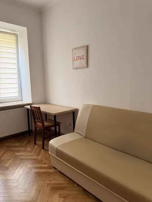 Pokoj, centrum ul. Chopina, parter - 1/5