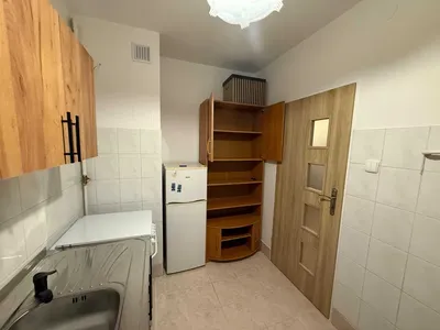 Wynajmę mieszkanie kawalerka - miniatura 3