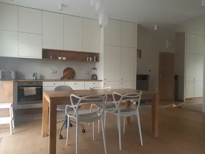 2-pokojowe mieszkanie 56 m² z dużym ogródkiem (230 m²), garaż, Falenica