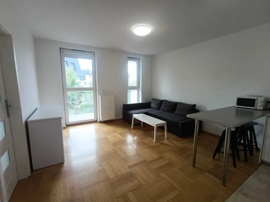 Mieszkanie 55m2 - duży balkon 20m2 15 min od Centrum 3 pokoje. - 1/8