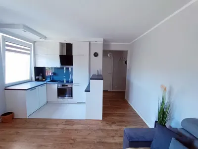 Dwupokojowe mieszkanie na wynajem Pustki Cisowskie - miniatura 3