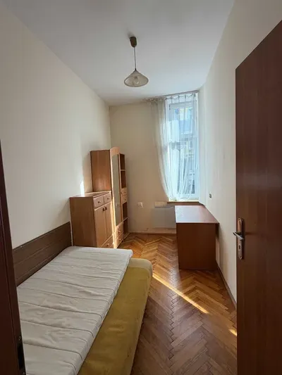 Mieszkanie do wynajęcia Kraków ścisłe Centrum od zaraz Bez czynszu administracyjnego! - miniatura 3