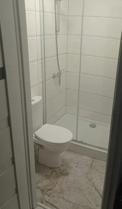 Wynajmę kawalerkę w Toruniu. - miniatura 5