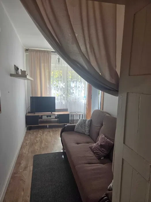 Mieszkanie do wynajęcia w willi na Zalesiu - 1/8