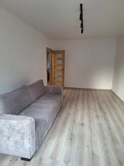 Mieszkanie na wynajem świeżo po remoncie - 1/8