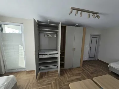 Idealne dla 4 studentów + 3 pokoje + 65 m2 + wysoki standard + biurka elektryczne - miniatura 5