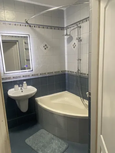 Wynajmę 3 pokoje plus salon. Kabaty - miniatura 3