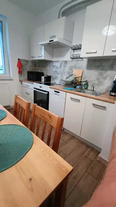 Mieszkanie 2-pokojowe z wydzieloną kuchnia i balkonem przy al. 29 Listopada 39F w Krakowie os. Vermelo. - miniatura 4