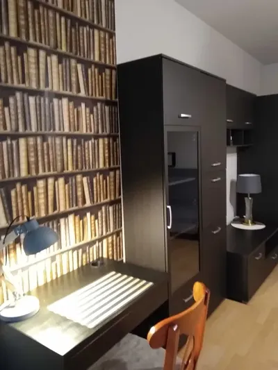 Pokój z kuchnią w dobrej lokalizacji, wygodne. - miniatura 2