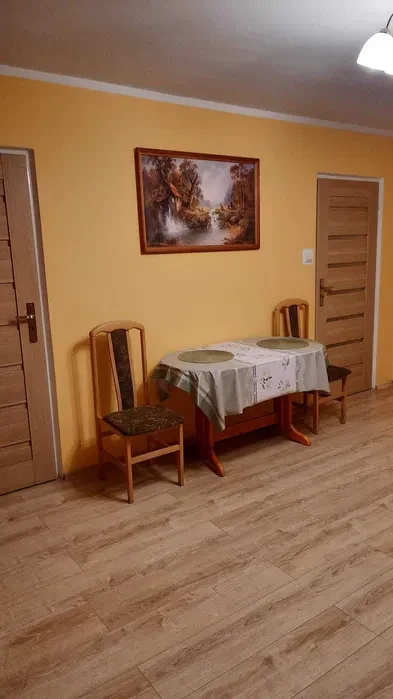 Wynajmę kawalerkę - 1/8