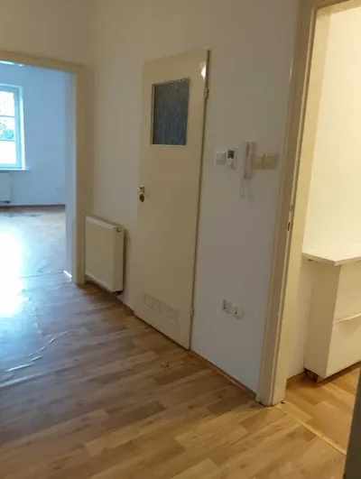 Pięciopokojowe mieszkanie w Krakowie Śródmieściu, blisko Rynku Głównego - miniatura 4