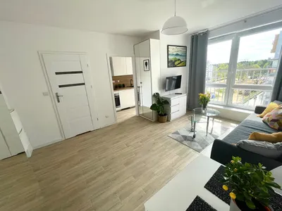 Słoneczna Kawalerka z oddzielną kuchnią 25m2 - miniatura 2