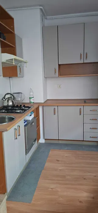 Wynajmę dobrze skomunikowane ciche mieszkanie Tarchomin Ul. Światowida - miniatura 3