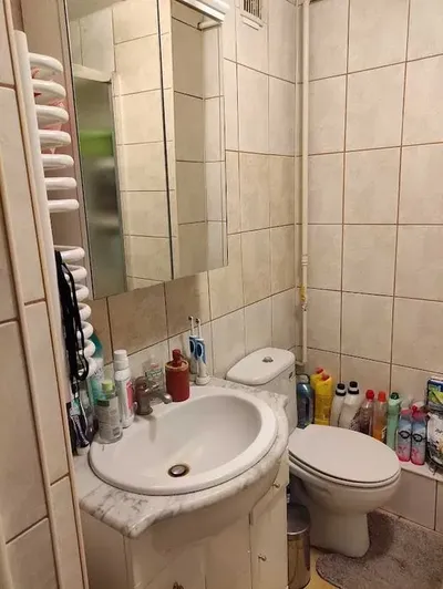 Wynajmę mieszkanie 2 pokoje, widna kuchnia. - miniatura 4