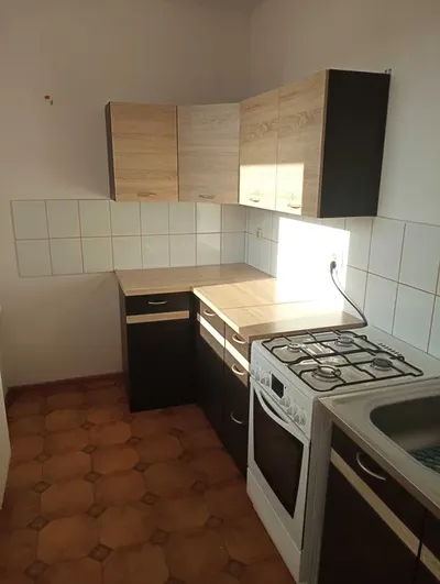 Kawalerkę wynajmę - miniatura 5