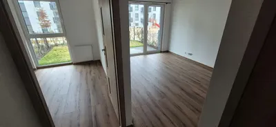 Mieszkanie dwupokojowe z ogródkiem - miniatura 3