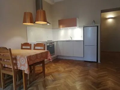 Słoneczne mieszkanie - Mokotów - z miejscem parkingowym - miniatura 2