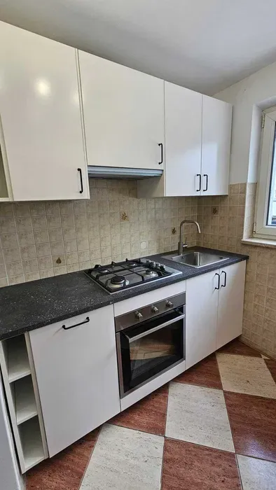 Do wynajęcia mieszkanie/pokój Warszawa Śródmieście ul. Chmielna - miniatura 2
