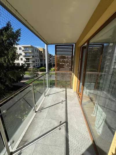 Komfortowe mieszkanie |50 m²| z dużym balkonem i miejscami postojowymi w cenie !| Metro M2| Osiedle Park Leśny|– Targówek, ul. Kondratowicza 65D - miniatura 3